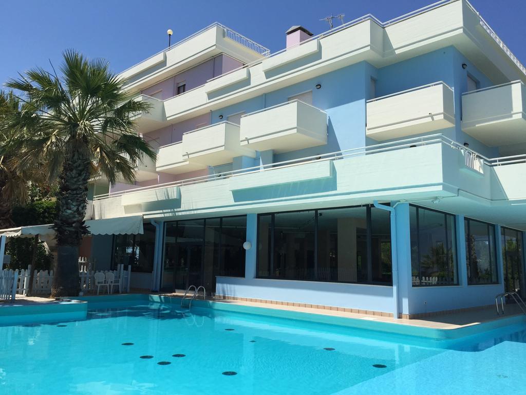 Residence Azzurro Massignano Habitación foto